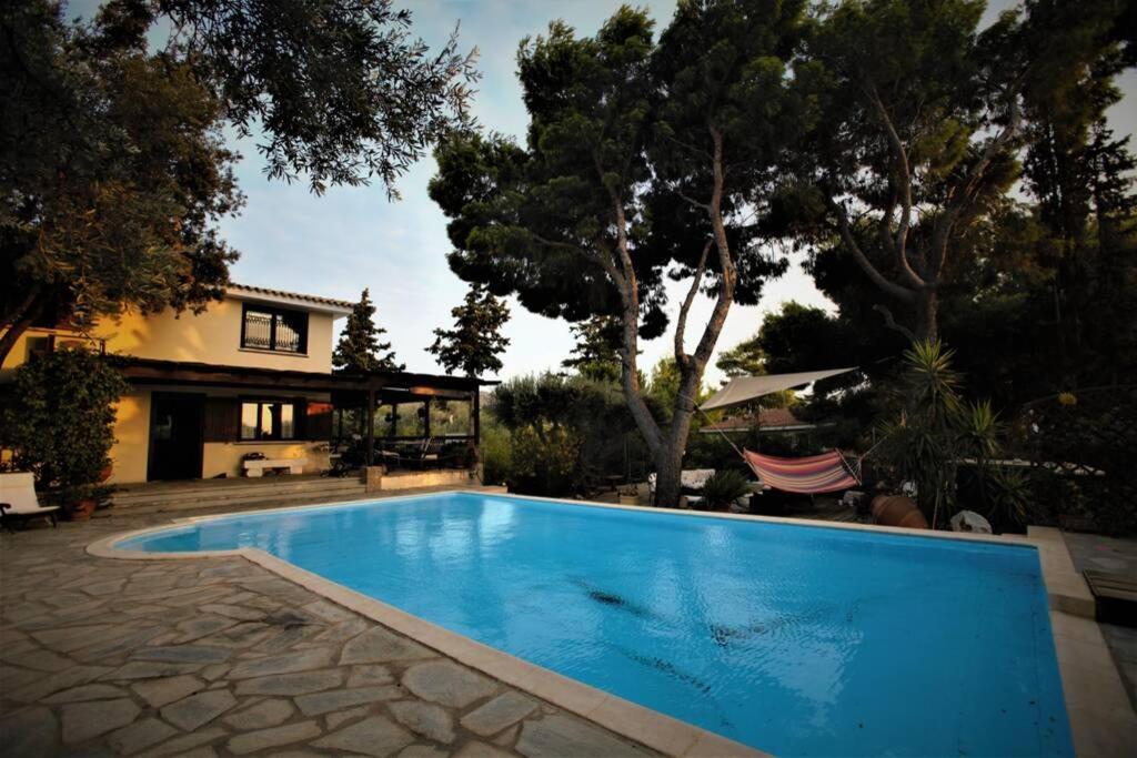 Villa Eleni ซูนิโอ ภายนอก รูปภาพ